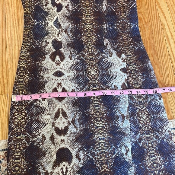 W118 by Walter Baker Bodycon Snakeskin Short Sleeve Back Zip Dress, sz S - Picture 12 of 13